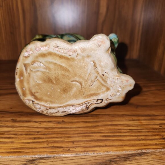 Vintage Green Ceramic Elephant Vase with Unique Trunk Design & Glossy Finish - Picture 7 of 11